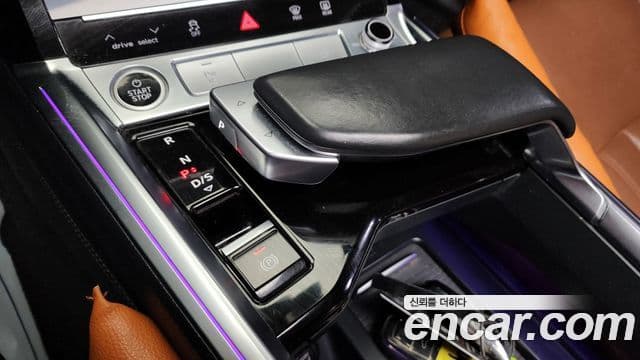 Audi e-Tron 55 Quattro Sportback, 2022 9