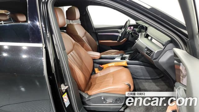 Audi e-Tron 55 Quattro Sportback, 2022 11