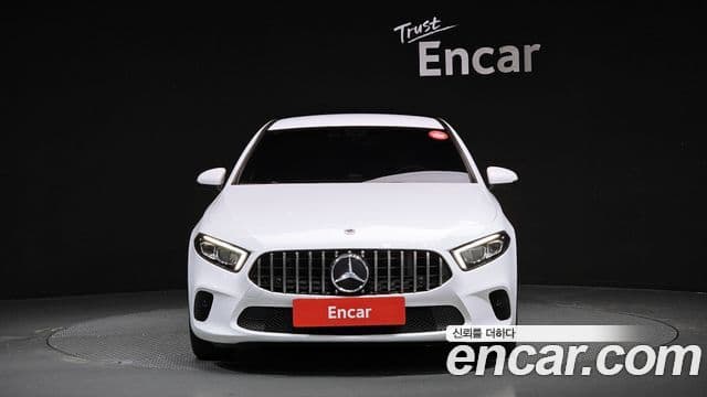 Mercedes-Benz A-класс W177 A220 седан, 2020 3