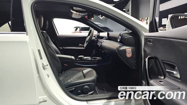 Mercedes-Benz A-класс W177 A220 седан, 2020 10