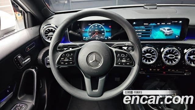 Mercedes-Benz A-класс W177 A220 седан, 2020 13
