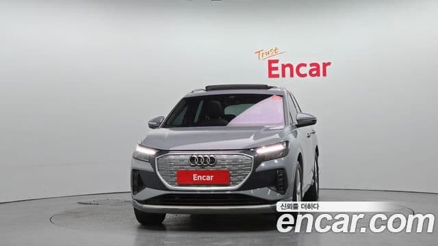 Audi Q4 e-Tron (F4), 2023 3