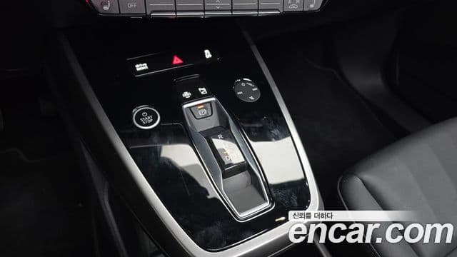 Audi Q4 e-Tron (F4), 2023 9