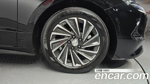 Hyundai Sonata гибрид (DN8) Premium Plus, 2022 18