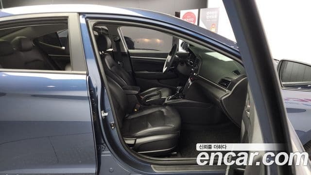 Hyundai The / новый New Avante AD Style, 2019 10