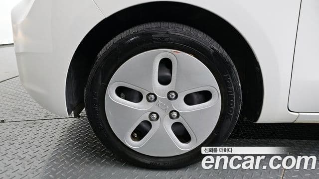 Kia The / новый New Ray Prestige Special, 2021 все фото