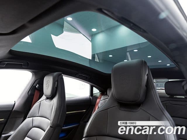 Porsche 타이칸 4S, 2024 13