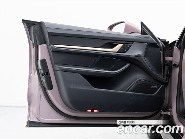 Porsche 타이칸 4S, 2024 16