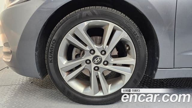 Hyundai Avante AD 1.6 GDI Value Plus, 2017 все фото