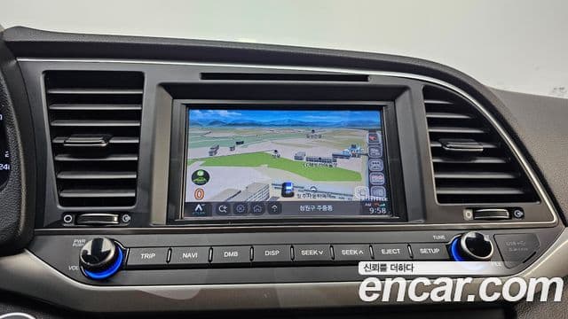 Hyundai Avante AD 1.6 GDI Value Plus, 2017 17