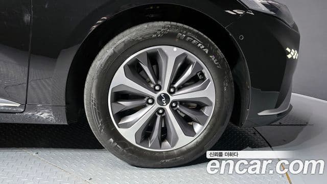 Kia K8 гибрид Noblesse, 2023 все фото