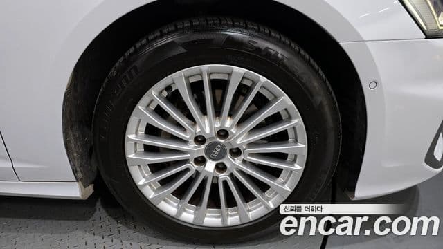 Audi A6 (C8) Premium, 2020 все фото