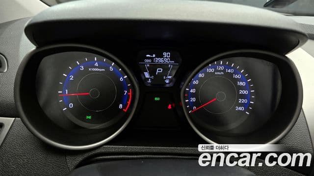 Hyundai Avante MD M16 GDI Deluxe, 2011 8