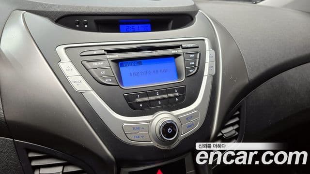 Hyundai Avante MD M16 GDI Deluxe, 2011 17