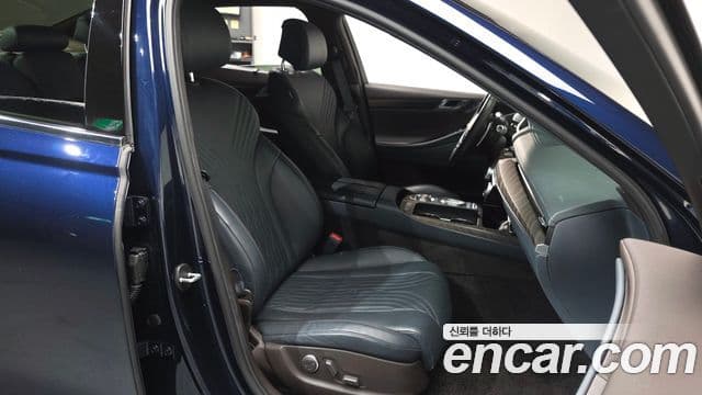 Genesis G80 (RG3) бензин 3.5 турбо 2WD, 2021 10