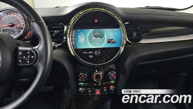 Mini Cooper 3세대, 2022 14