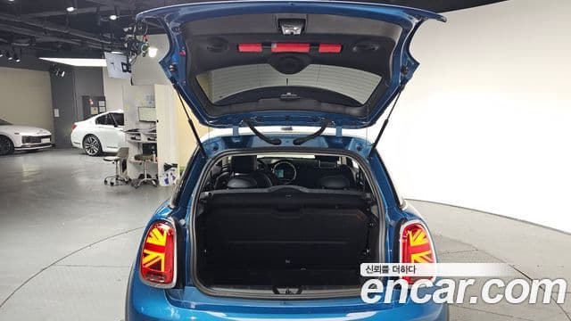 Mini Cooper 3세대, 2022 20