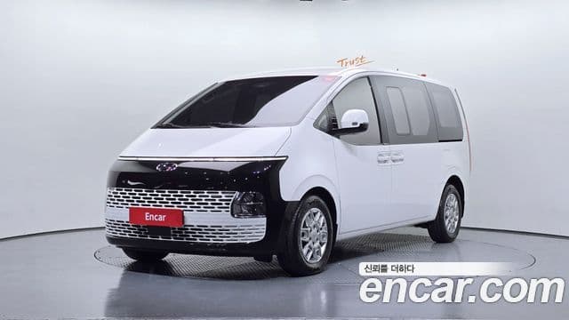 Hyundai Staria Modern, 2023 1