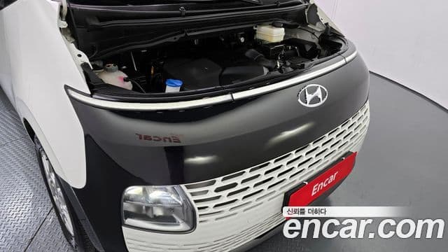 Hyundai Staria Modern, 2023 6