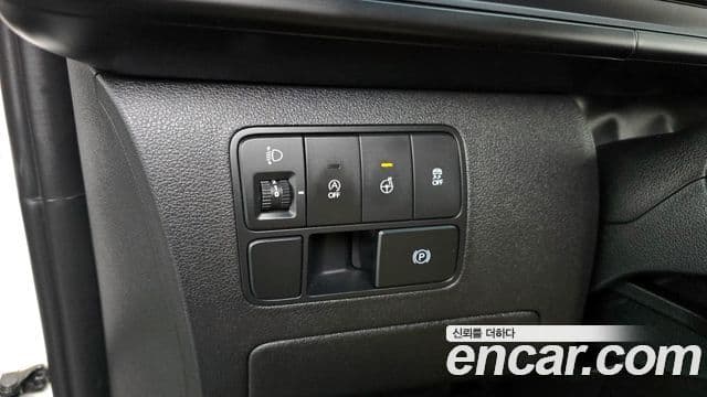 Hyundai Staria Modern, 2023 13