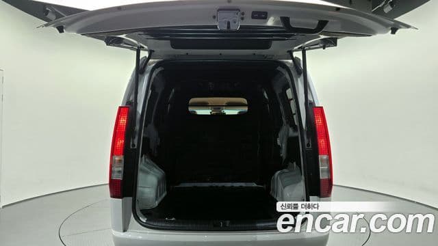 Hyundai Staria Modern, 2023 20