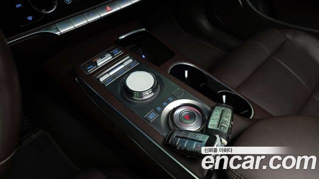 Genesis GV70, 2022 9