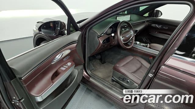 Genesis GV70, 2022 10