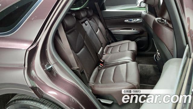 Genesis GV70, 2022 12