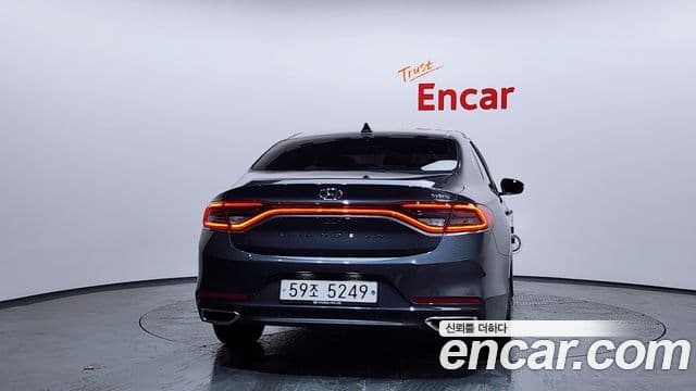 Hyundai Grandeur IG гибрид Special, 2019 4