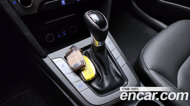 Hyundai Avante AD 1.6 GDI Value Plus, 2017 9