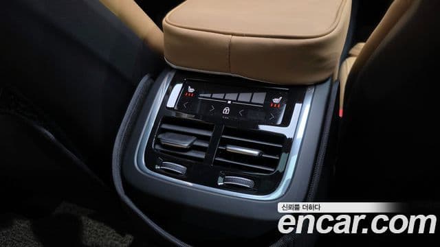 Volvo XC60 2세대 B6 Ultimate Bright, 2024 19