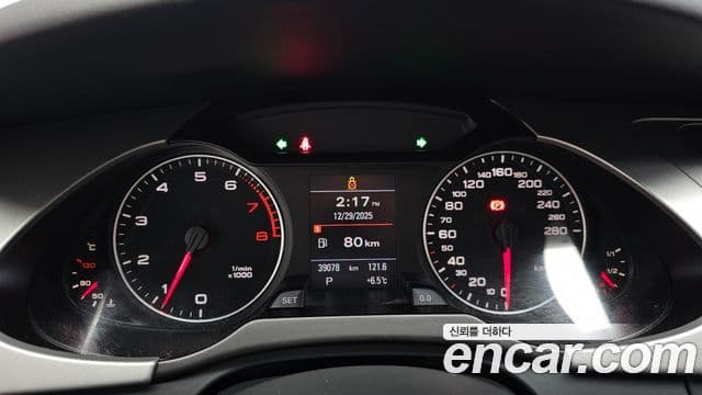 Audi New A4 B8, 2010 8