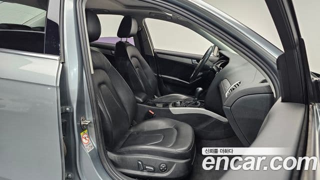 Audi New A4 B8, 2010 10