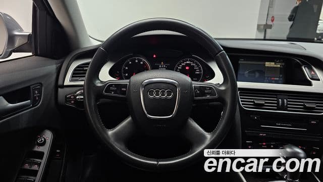 Audi New A4 B8, 2010 13