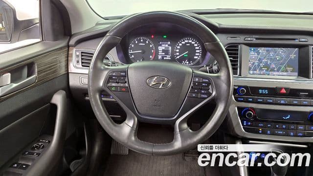 Hyundai LF Sonata 2.0 Smart, 2015 14