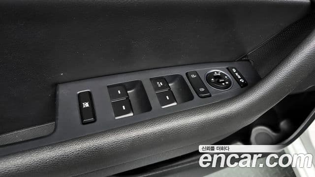 Hyundai LF Sonata 2.0 Smart, 2015 18