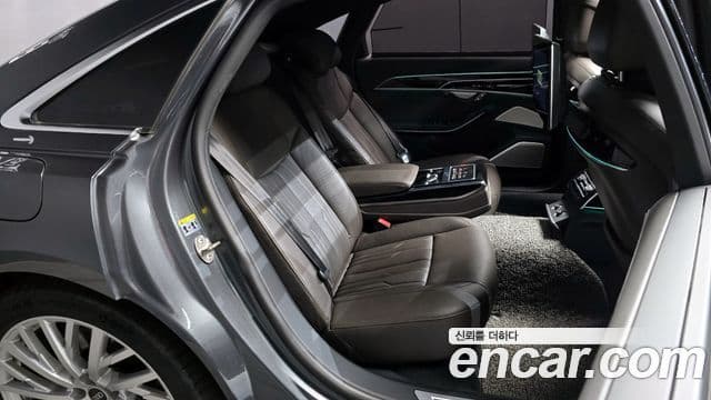 Audi A8 (D5) 55 TFSI Quattro LWB, 2021 12