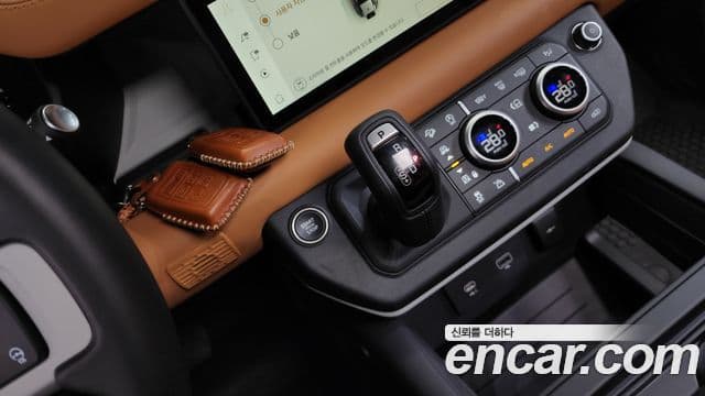 Land Rover Defender (L663) 110 P300 X-Dynamic SE, 2024 9