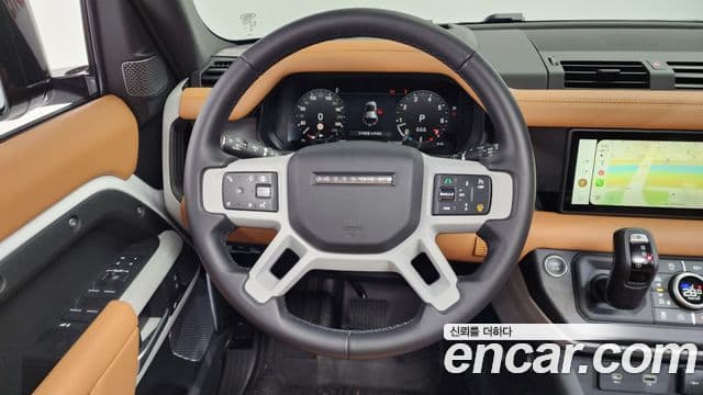 Land Rover Defender (L663) 110 P300 X-Dynamic SE, 2024 13