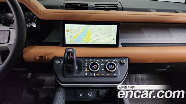 Land Rover Defender (L663) 110 P300 X-Dynamic SE, 2024 15