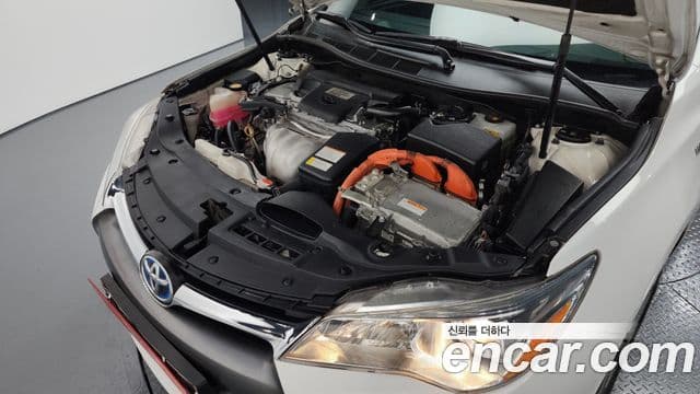 Toyota New 캠리 гибрид LE, 2016 6