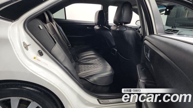 Toyota New 캠리 гибрид LE, 2016 12