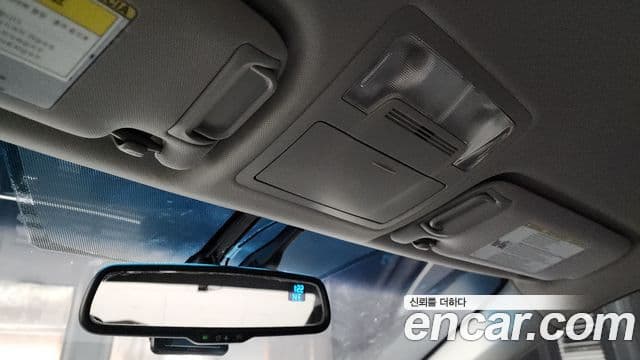 Toyota New 캠리 гибрид LE, 2016 19