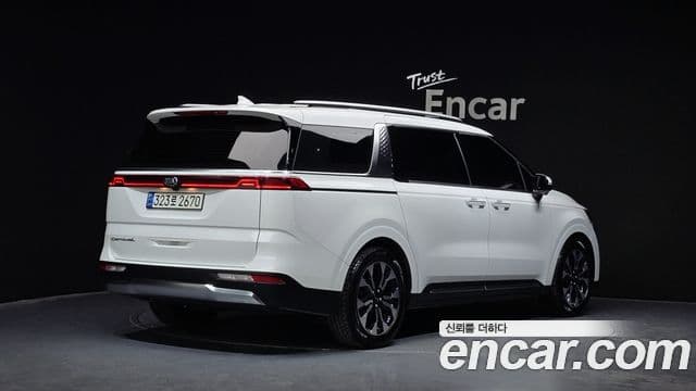 Kia Carnival 4세대 Signature, 2021 2