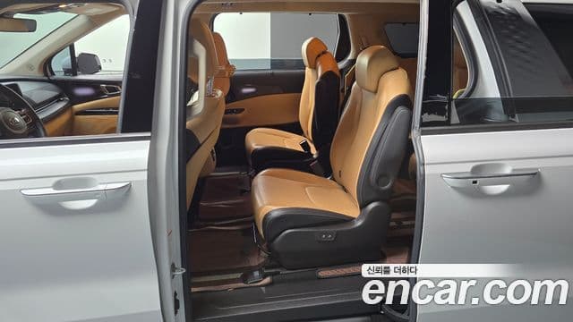 Kia Carnival 4세대 Signature, 2021 11