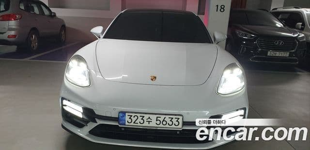 Porsche Panamera (971) 4.0 турбо S E-гибрид, 2023 1