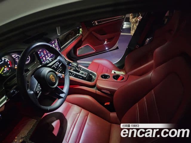 Porsche Panamera (971) 4.0 турбо S E-гибрид, 2023 13