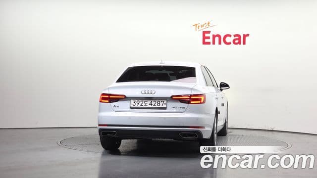 Audi A4 (B9), 2019 4