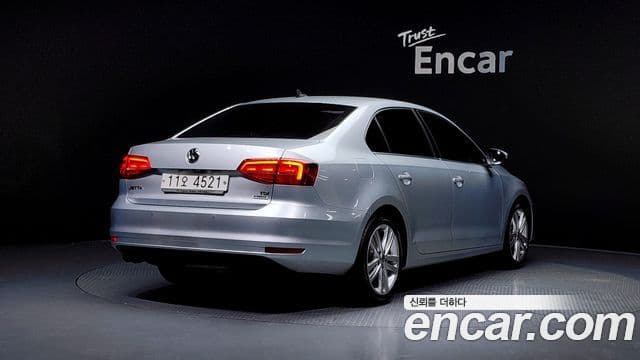 Volkswagen New Jetta 6세대, 2015 2