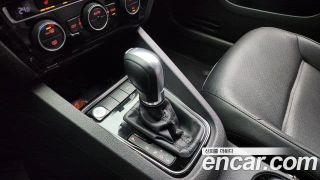 Volkswagen New Jetta 6세대, 2015 9